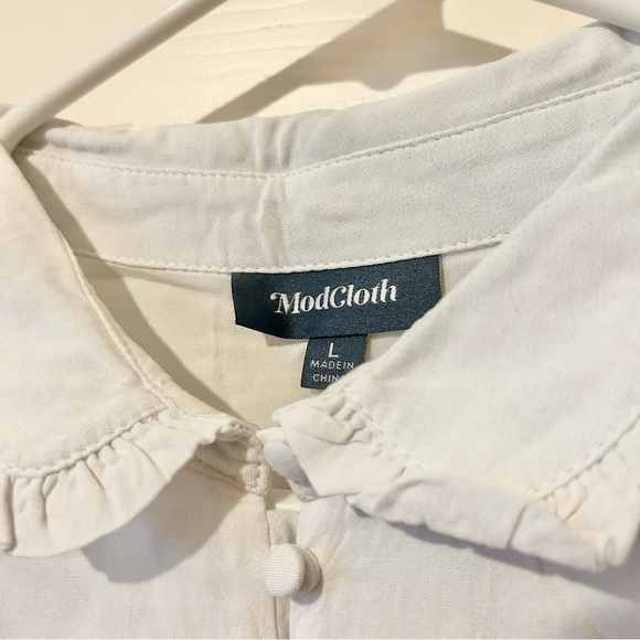 NWOT ModCloth White Ruffle Blouse - Picture 2 of 3